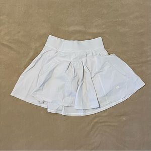 🥥 B2G1 FREE 🥥 lululemon white skirt/skort